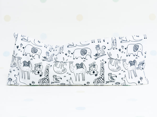 Beansprout Husk Pillow - Monochrome Animals (Bedtime)