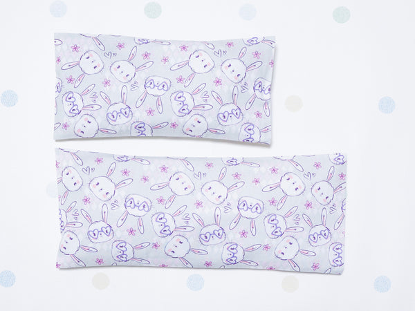 Beansprout Husk Pillow - Sweetheart Bunnies (Traveller)